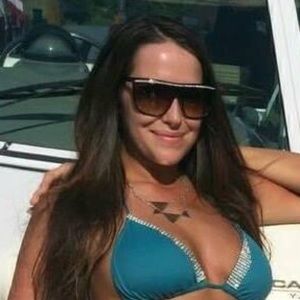 Meet your Posher, Alicia